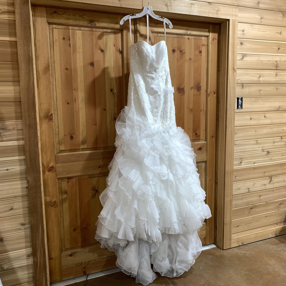 Galina Signature SWG560 White Ruffle Mermaid Wedding Dress NWT Size 8